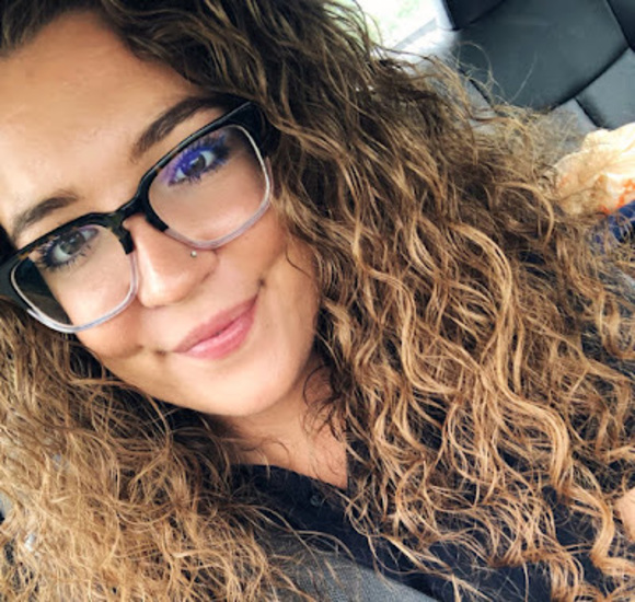 Meet your Posher, Nikki - Picture 1 of 1